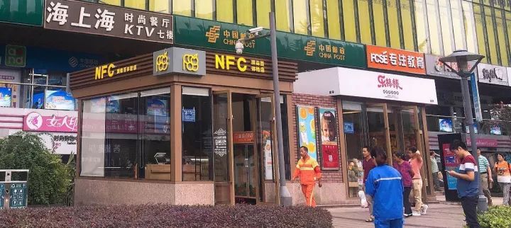 赶紧扩散！派森百有了首家线*体下**验店！