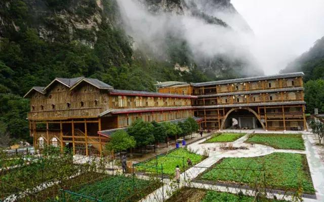 四川看红叶最佳地方自驾游,四川彩林红叶最佳观赏地点