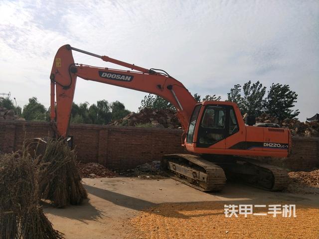 二手挖掘机排名前十名,2万左右的二手挖掘机什么牌子好