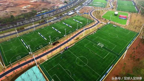 屋顶足球场难度,屋顶足球场难不难