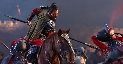 此人武功不在林冲之下，水浒排行榜没有他，身上或藏北宋灭亡秘密