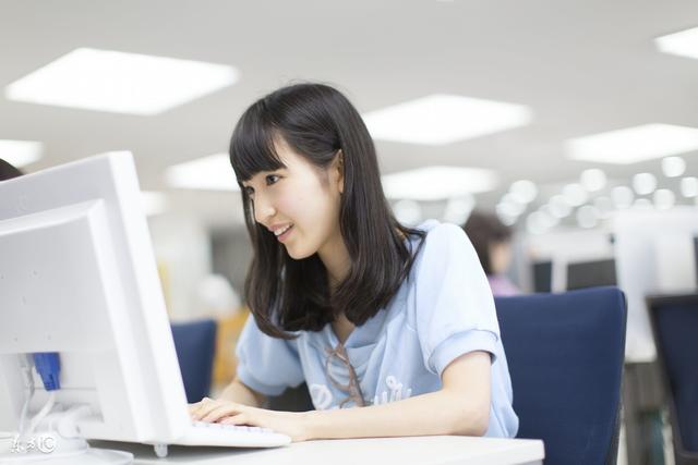 大学女生如何拒绝喜欢的人视频,大学女生如何看待搭讪