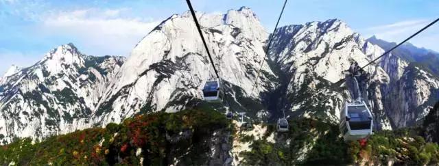 华山西峰索道奇险视频,乘坐西峰索道上华山攻略