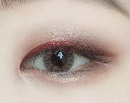 单眼皮厚眼皮推荐的眼影,适合单眼皮的大牌眼影