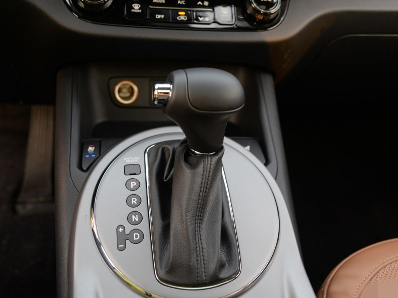 知道为什么路上那么多这款车吗？光看这颜值就都不用说了