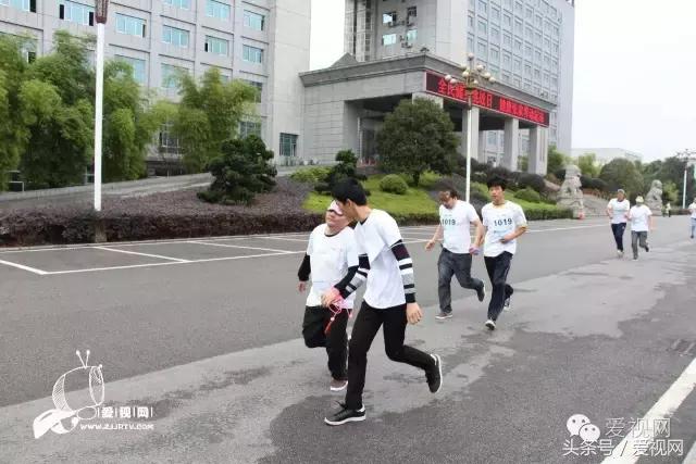 本周末，在永定区直大院广场，有好玩的挑战和大奖在等你！