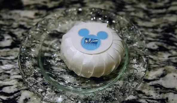 普通酒店里哪些东西可以免费带走,酒店可以免费带走的东西