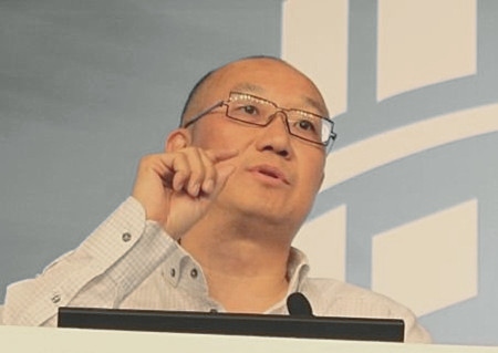 他掠夺投资者数十亿的资产，全身而退后竟还在创业节目上大谈情怀