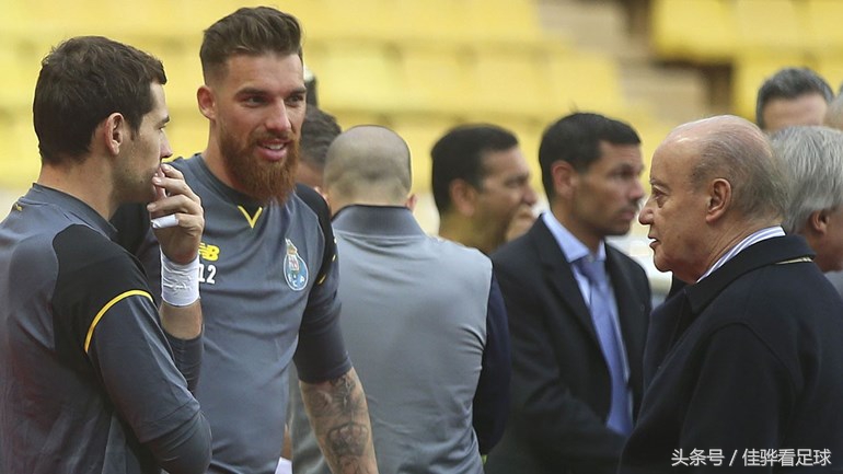 圣卡西遭封杀再出新剧本！他到底是牺牲品还是捣乱者？