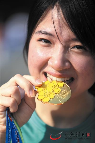 松山湖马拉松比赛前八名,东莞松山湖马拉松比赛直播