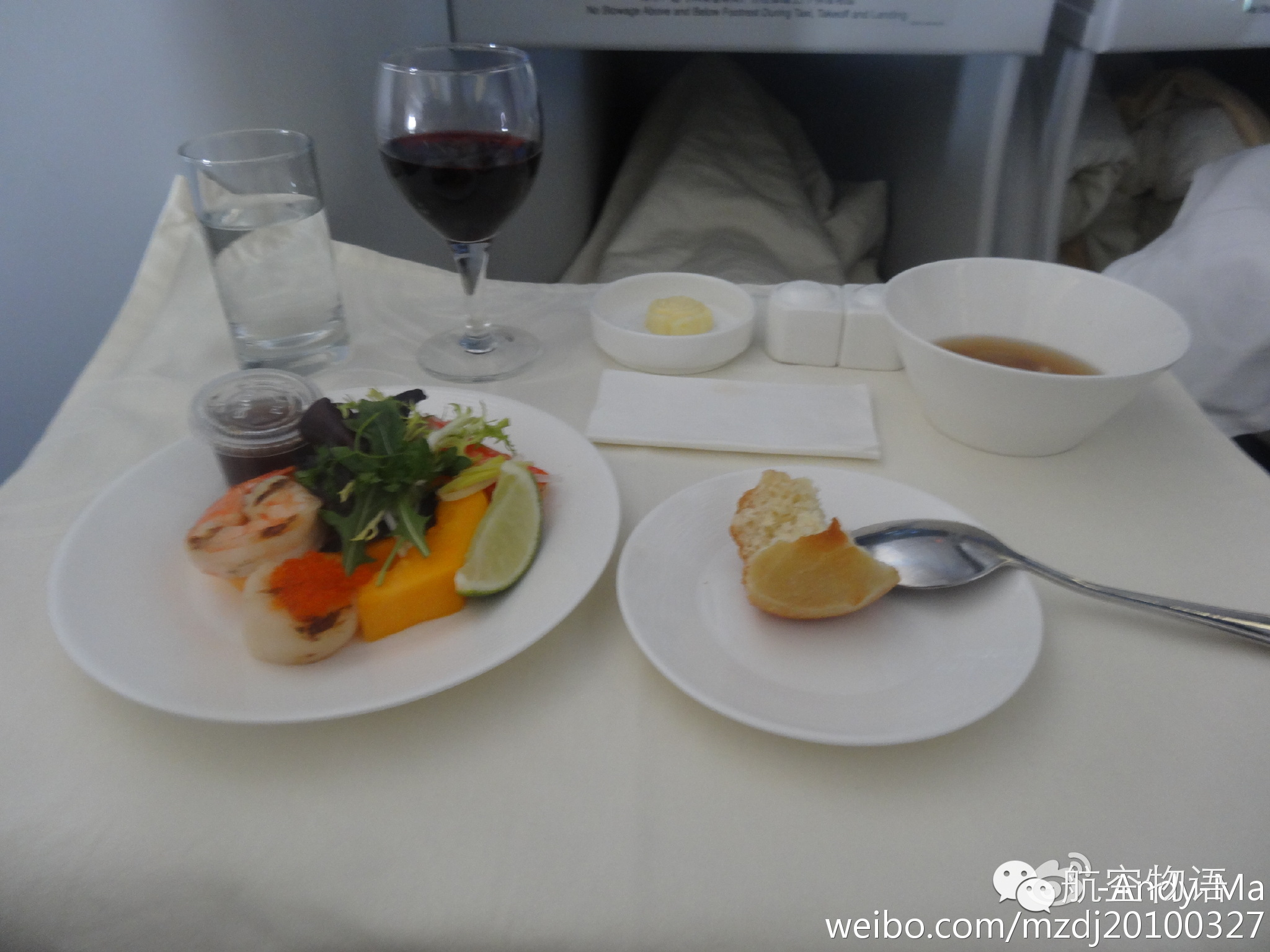 南航国际头等舱体验,南航越太平洋延程飞行