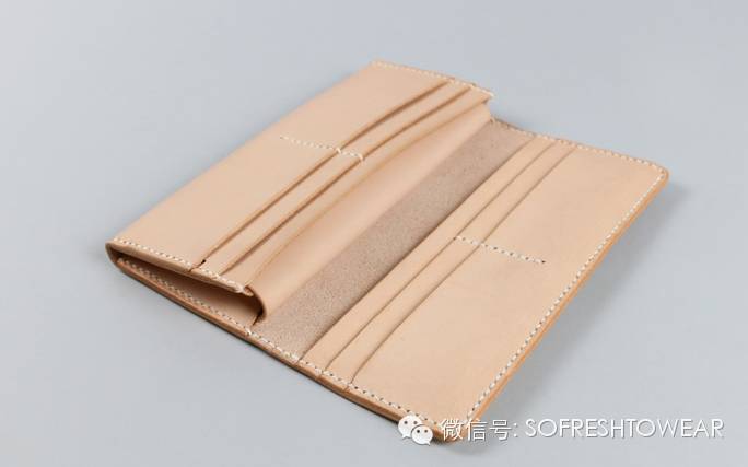 买钱包还是卡包,chanel链条钱包好买吗