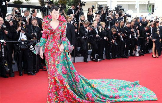 明星张馨予同款裙子,张馨予范冰冰撞脸