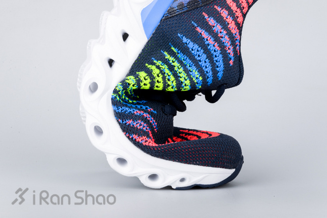 安踏能量环呼吸跑鞋清风徐来亦未来