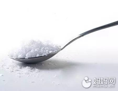 六岁女童脸上长黑斑怎么办,六岁女孩雀斑