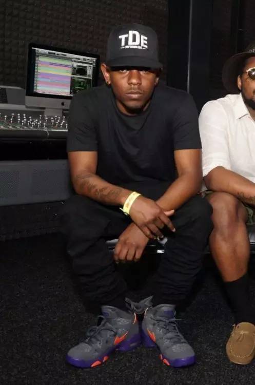 权志龙鞋子小雏菊3.0混色,权志龙鞋子直播完整视频