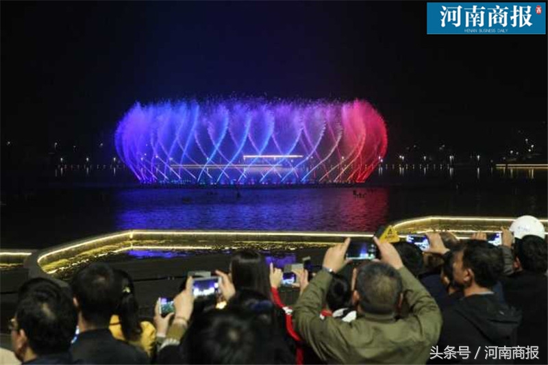 郑州音乐喷泉效果图,郑州双鹤湖音乐喷泉