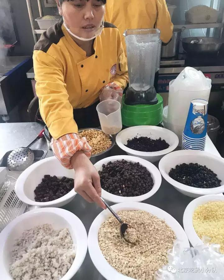 首经贸区最大食堂,北京首经贸第一大食堂