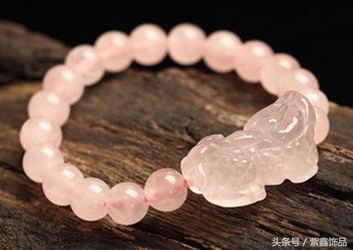 芙蓉石是什么？芙蓉石的魅力何在？