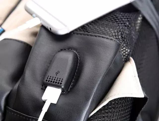 “双十一”不仅是女生专利，这10只设计师男包推荐给你！