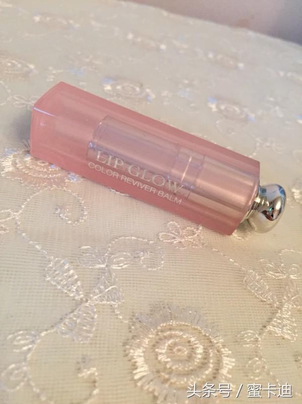 作为一个女孩子,我们应该要有很多唇膏,评测一下我收集的唇膏