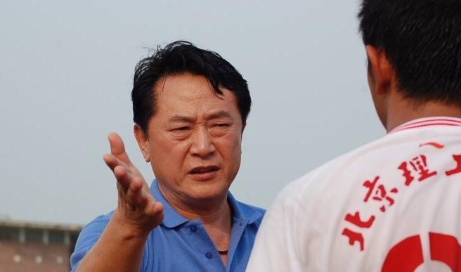 中国足坛的那股清流，降级后再难翻身，高学历球星不存在的？