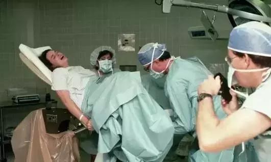 女人生孩子要经历哪些尴尬的事,女人生小孩到底有多痛苦