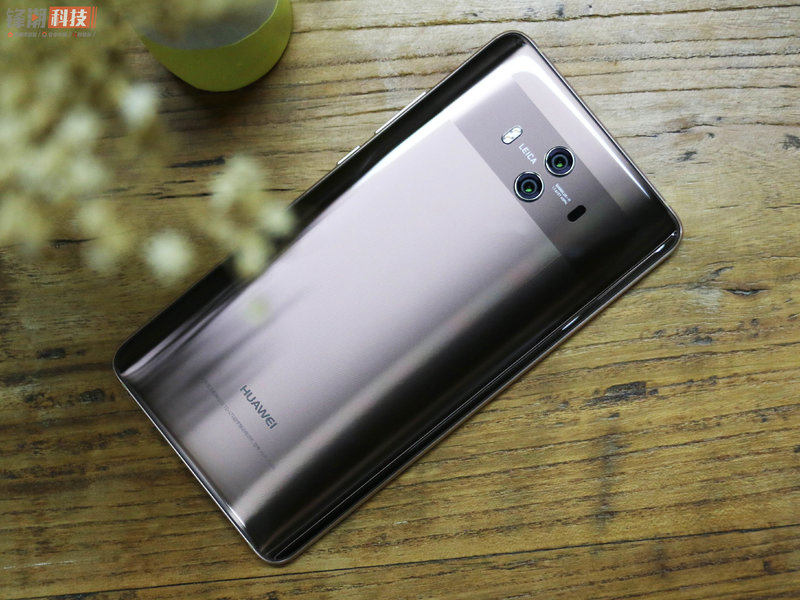 华为mate10深度上手体验,用了一年的华为mate10感觉如何