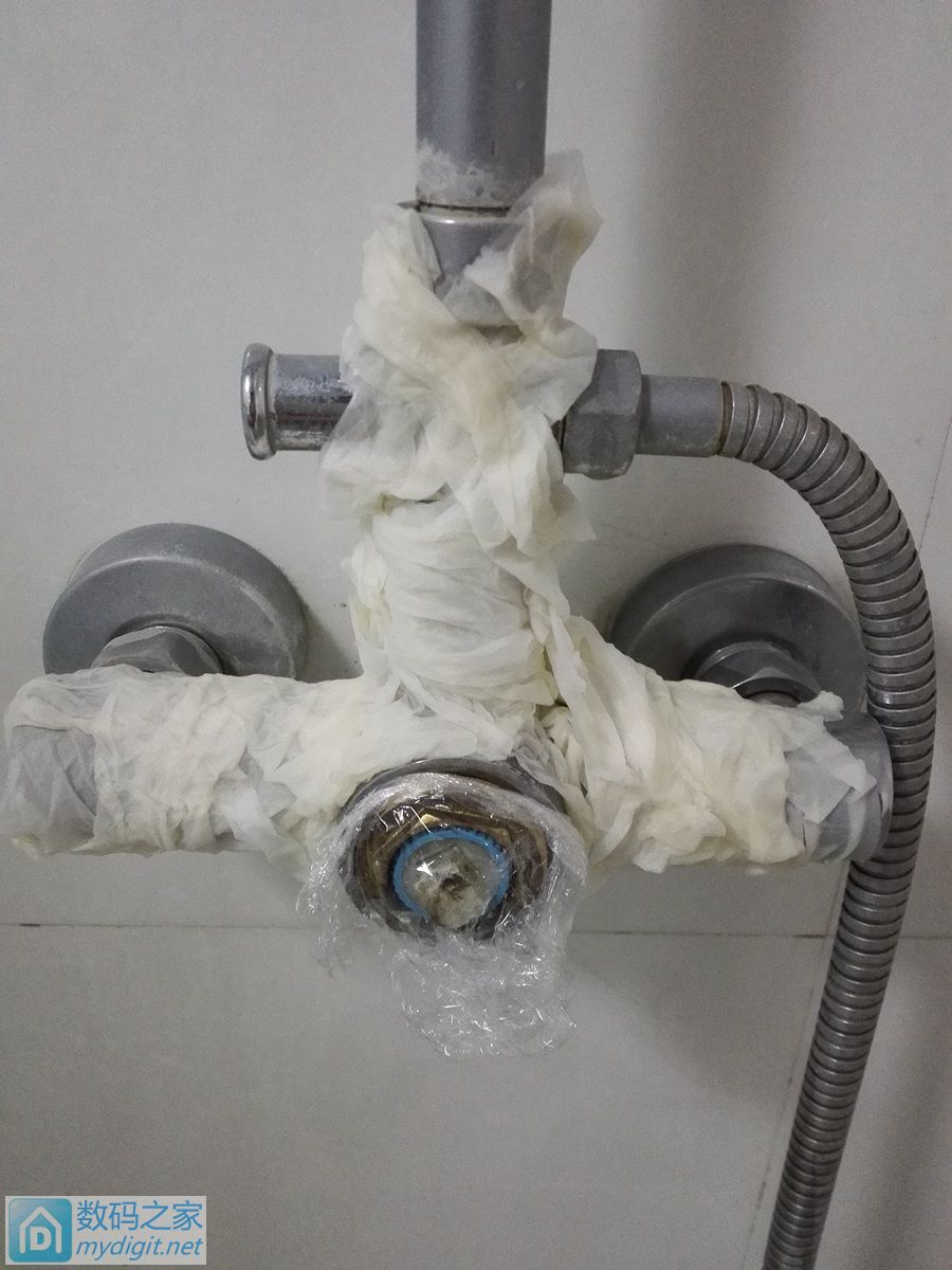 浴室龙头阀芯漏水修复,淋浴龙头漏水怎么换阀芯