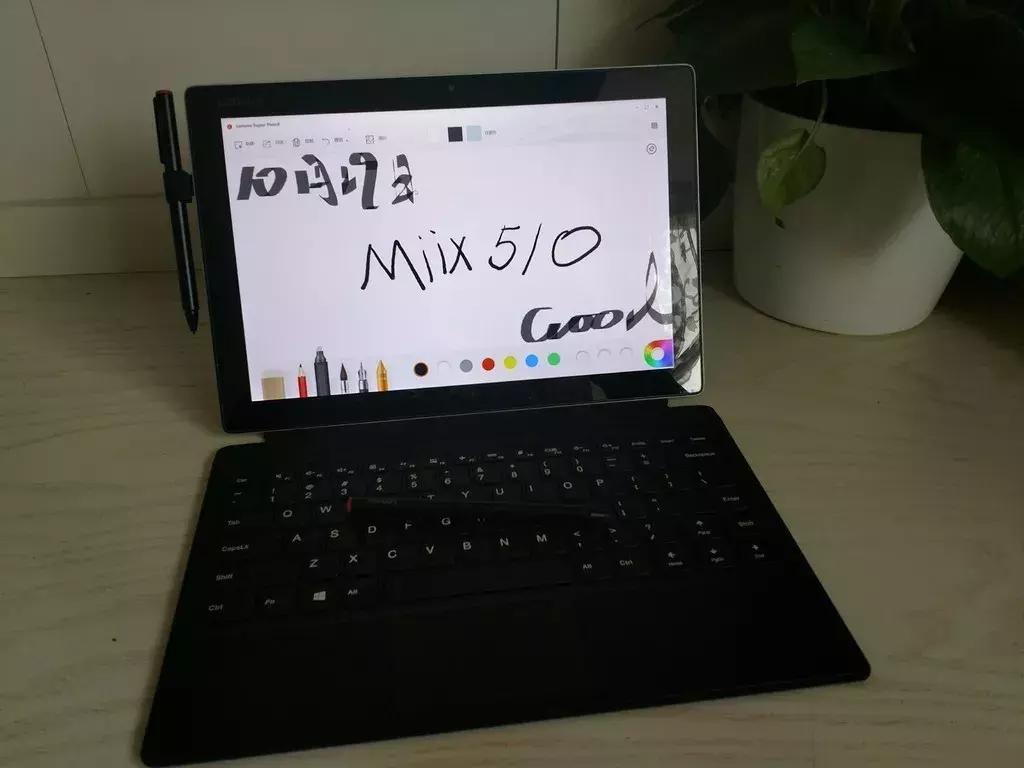 miix5内存扩展,miix520二合一平板电脑