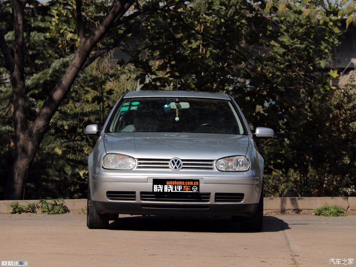 两万块钱能买到几年的高尔夫,两万多块钱买个二手车