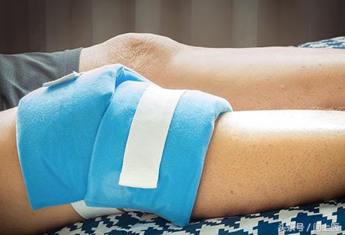 老年人膝盖疼痛的原因和解决方法,上楼梯膝盖疼痛的原因和解决方法