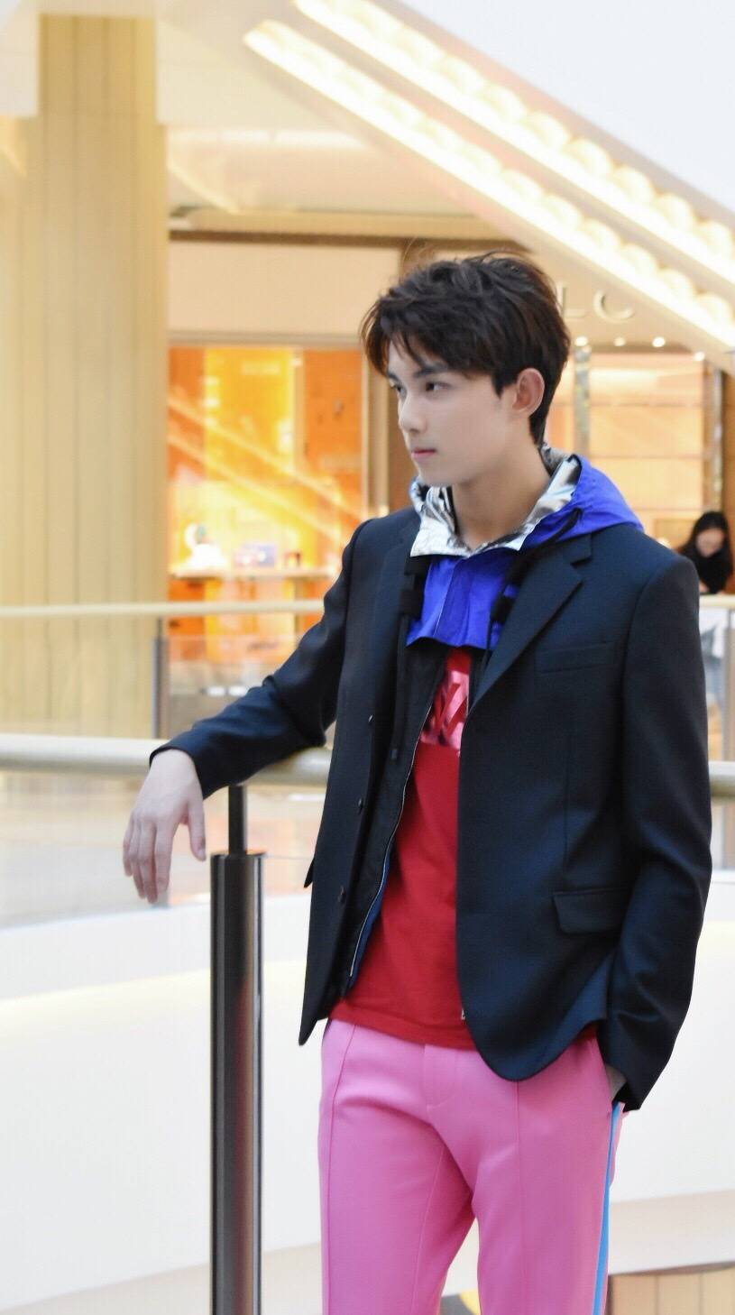 吴磊高情商回怼无良主持人,吴磊怼节目组