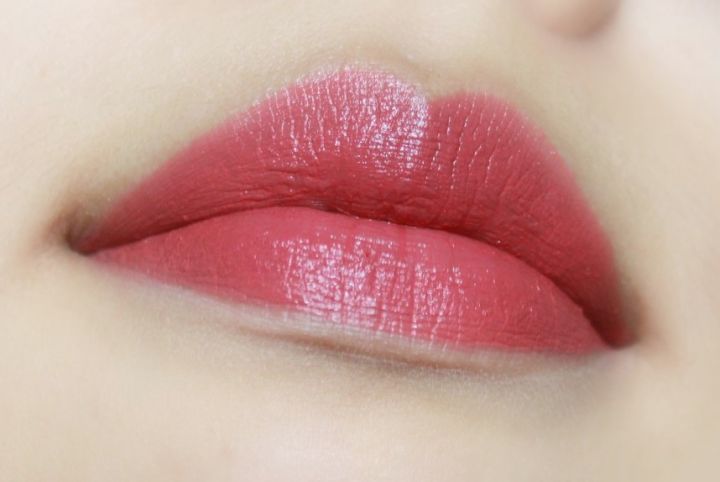 今年秋冬最显白的口红种草必备,秋冬显白口红色号推荐