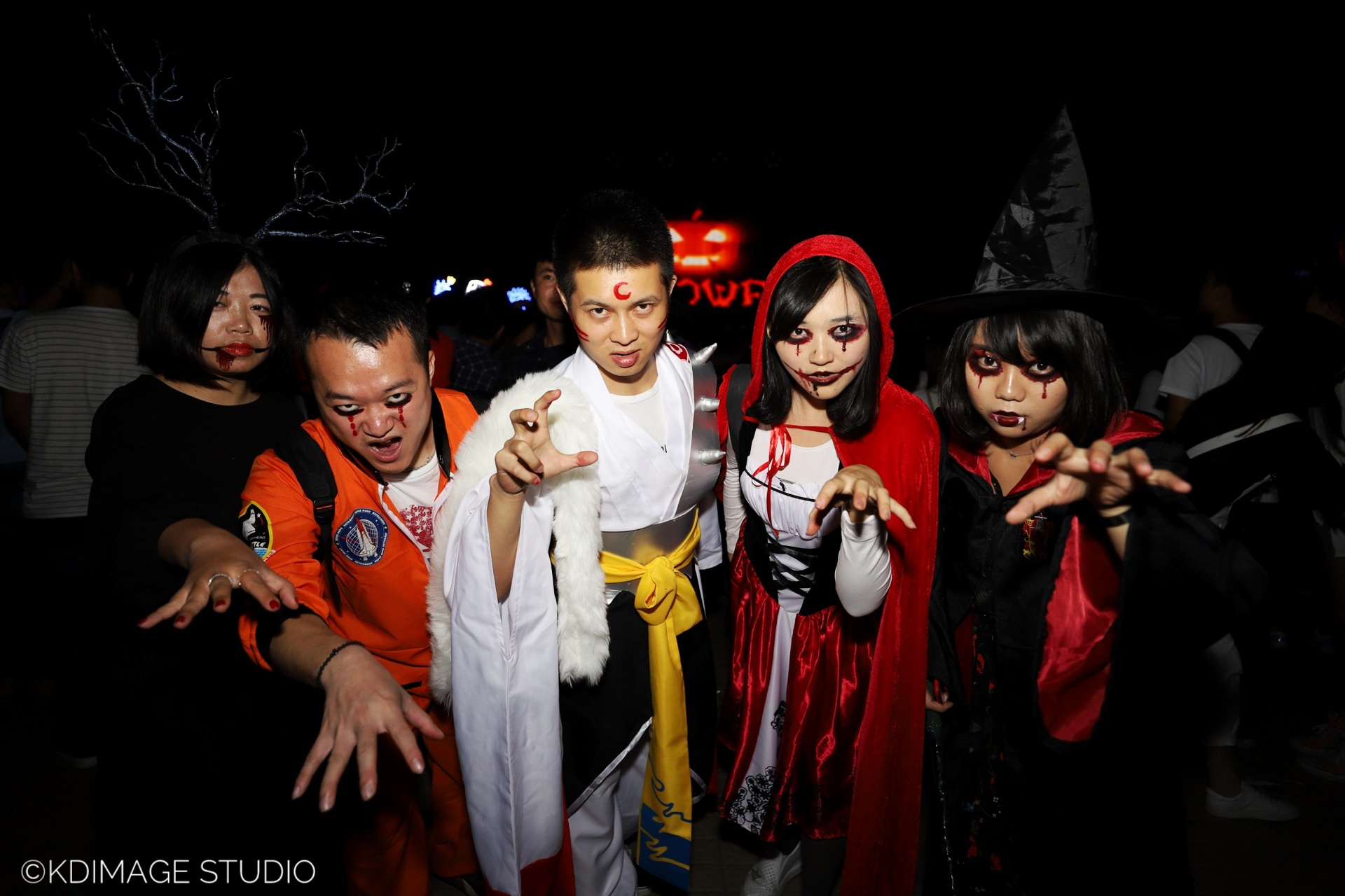 久违的狂欢:和许巍一起过长隆欢乐万圣节