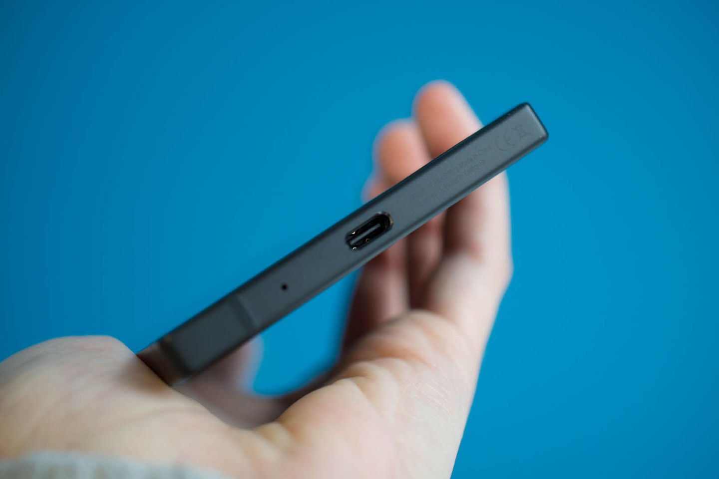 雷蛇公司推出游戏手机,v3pro雷蛇699