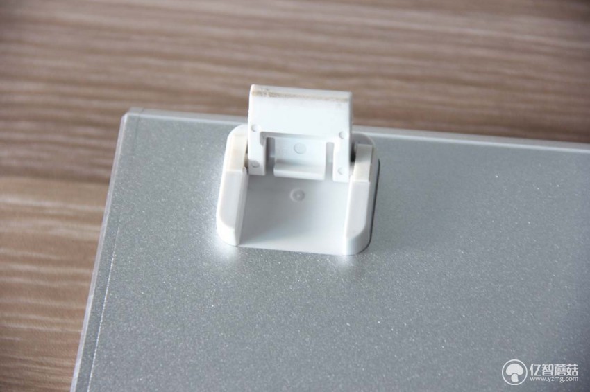 雷神机械键盘实测,雷神白幽灵键盘