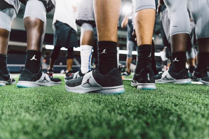 cba郭艾伦转会了吗,cba郭艾伦詹姆斯