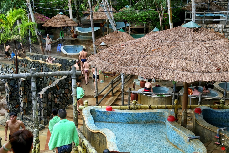 越南芽庄泥浆浴在哪个岛上,游越南芽庄享受泥浆浴