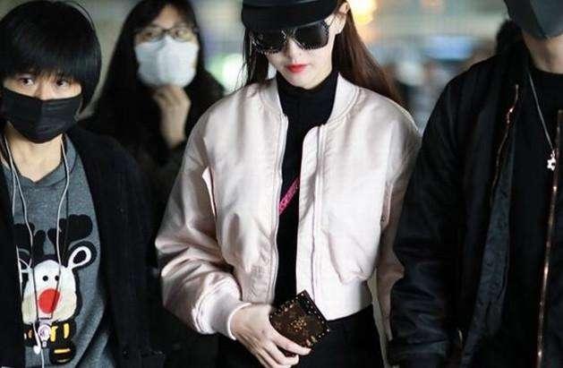 范冰冰粉色的手机壳,唐嫣baby手机壳