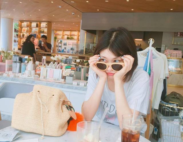 崔雪莉剪头发原视频,韩版崔雪莉