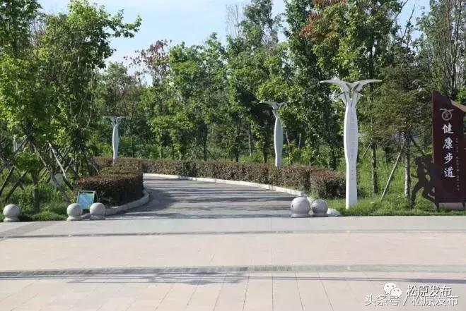 姘存竻澶╄摑,姘存竻澶╄摑鏅編