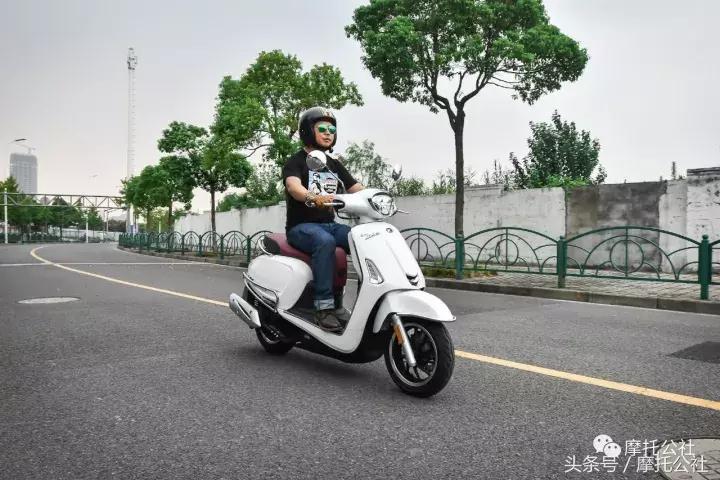 光阳anylikeq150评测,2021款光阳anylike150i踏板摩托车