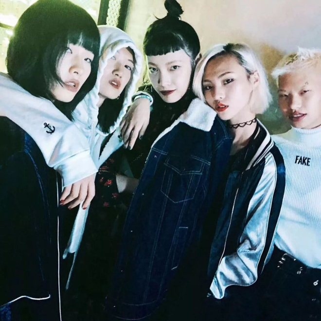 风向变了？90后00后不爱国际大牌，更爱国货