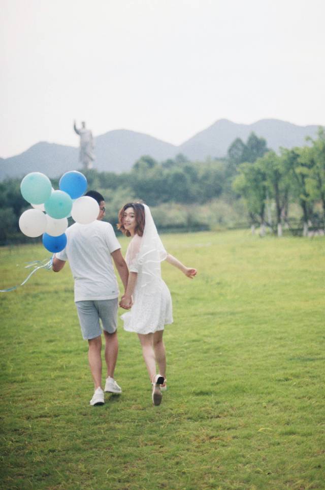 如何拍出像明星的照片,怎么样才可以拍出有气质的婚纱照