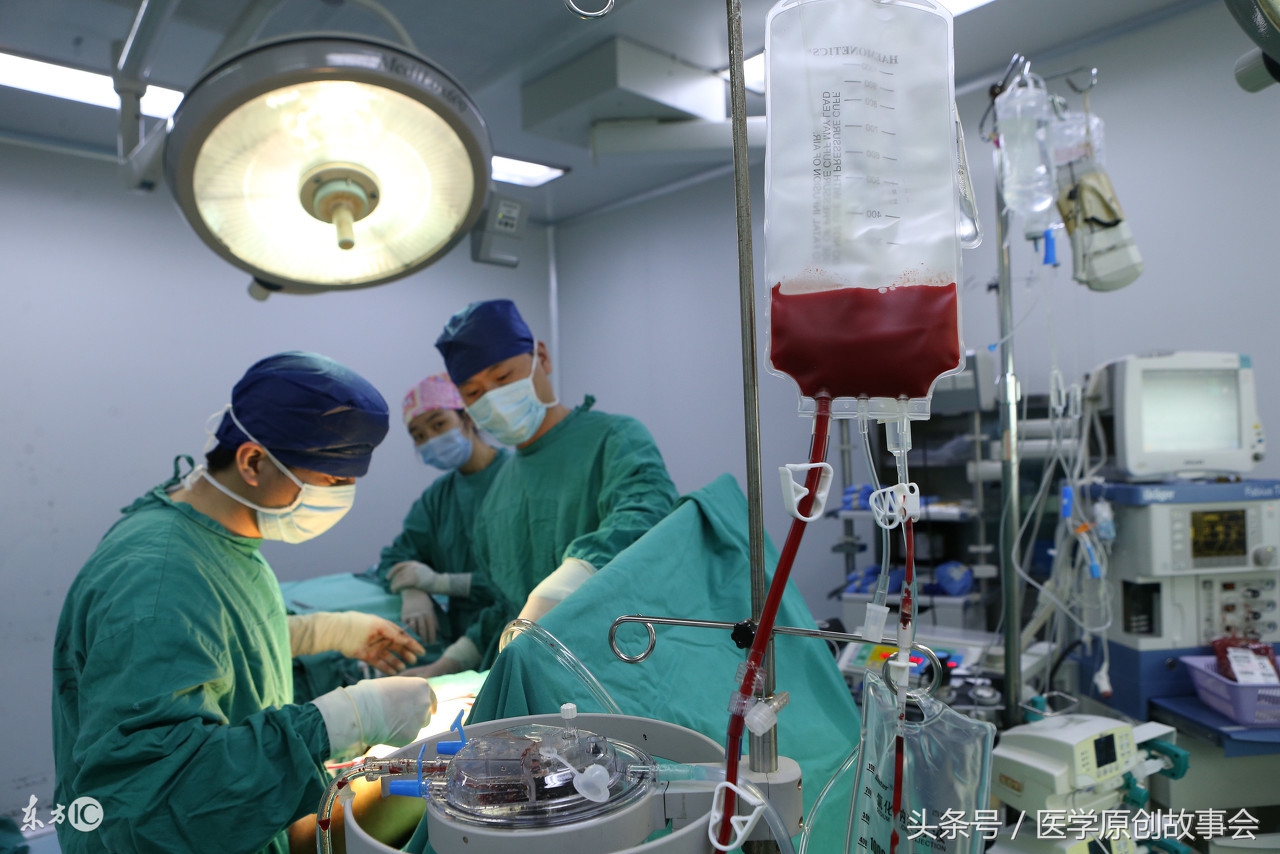 突然倒地查出艾滋病,23岁男子突然晕倒几分钟后醒来