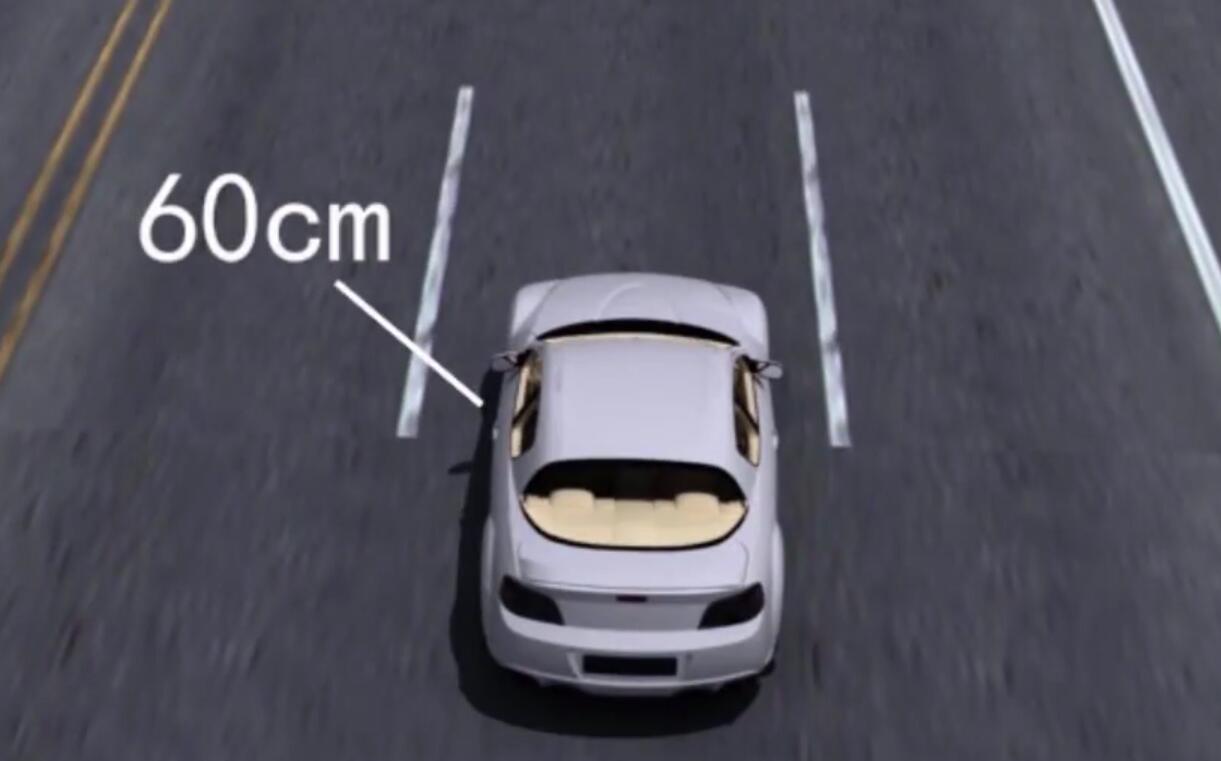 新手司机如何克服压线行驶,新手开车怎么判断压不压线