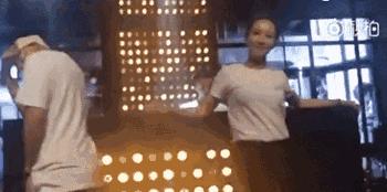 宋茜土味尬舞陈伟霆鹿晗,陈伟霆宋茜情侣装