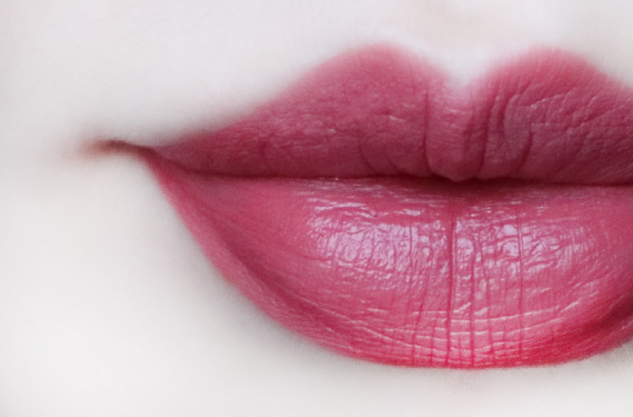 不知道给女朋友买什么色号的口红,直男必备口红100款