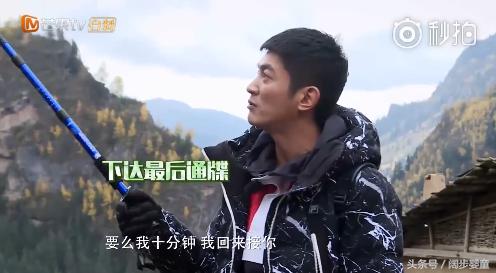 爸爸5jasper小泡芙,刘畊宏女儿泡芙和嗯哼陈小春